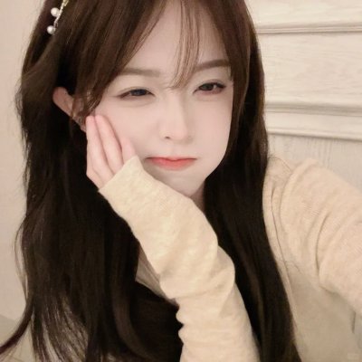 月亮在江边流淌